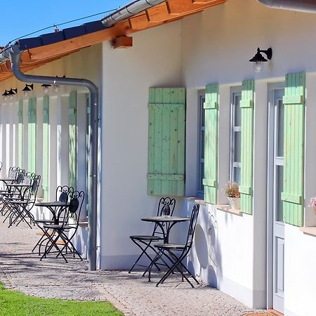 La Bobul Apartments Drnholec Luaran gambar